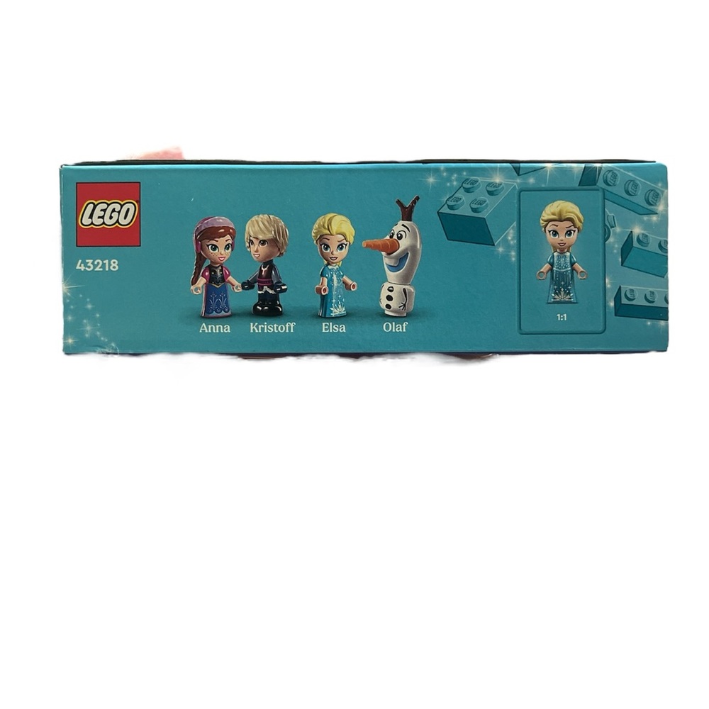 NWT Frozen Ice Castle Playset with Figures Lego Disney 43218 Retired New Ages 6+ - Picture 8 of 9